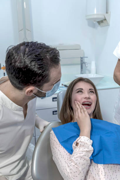 Best Dentist Open Late Near Me  in Chagrin Falls, OH